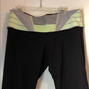 Lululemon REVERSIBLE crop legging